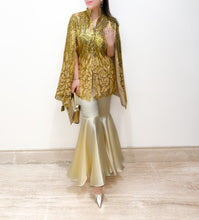 Load image into Gallery viewer, Billionaire | Sequin Cape Set
